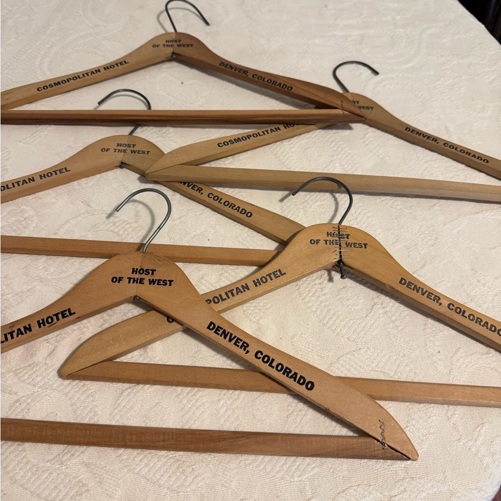 Vintage Wooden Hangers Cosmopolitan Hotel Host of‎ West Denver Set of 5